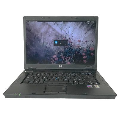 HP Compaq Nc8230 15.4in. Intel Pentium M 1GB RAM 80GB HDD MX Linux