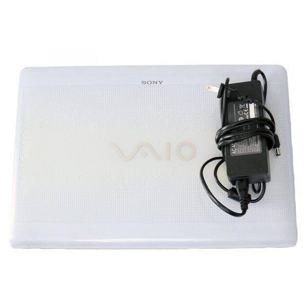 Sony Vaio E-Series 15.5in. Core i5 2GB RAM 250GB  HDD Win 10 Pro - Image 2